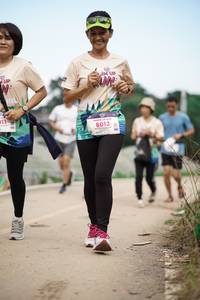 BIB: 011, 8013, 1074
                            <button type="button" onclick="openModal(18895551)" class="btn btn-primary btn-sm float-right btn-popup" data-toggle="modal" data-target=".modal-high-quality">
                        <i class="fas fa-shopping-cart"></i> Add to Cart
                    </button>
                                            <button type="button" onclick="isThisMe(18895551, true)" class="btn btn-success btn-sm float-right btn-popup btn-isme hidden" data-toggle="tooltip" data-placement="bottom" title="นี่คือรูปของคุณใช่ไหม คลิกที่นี่เพื่อเอาเข้าอัลบั้ม">
                        <i class="fas fa-plus"></i> Add to album
                    </button>
                    <button type="button" onclick="isThisMe(18895551, false)" class="btn btn-warning btn-sm float-right btn-popup btn-isnotme hidden">
                        <i class="fas fa-ban"></i> Remove from album
                    </button>